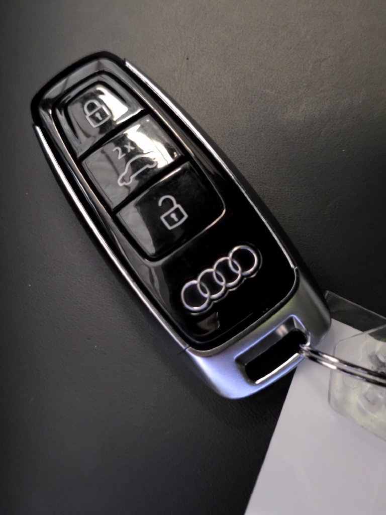 Certified 2023 Audi SQ8 Premium Plus w/ Black Optic Package AWD/4WD image 36
