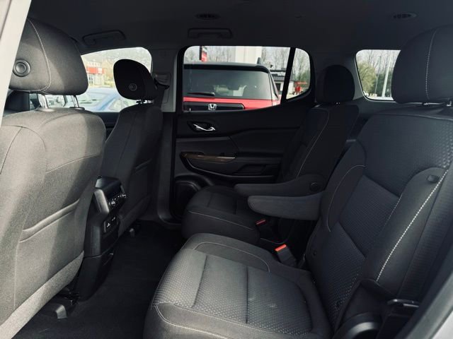 Used 2023 GMC Acadia SLE w/ Driver Convenience Package image 19