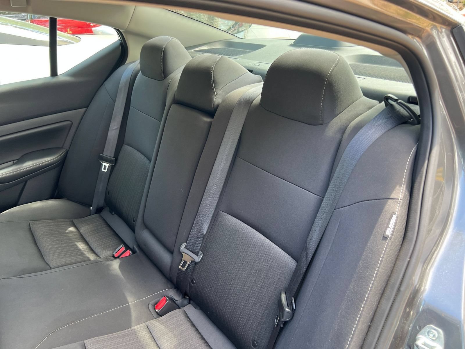 Used 2025 Nissan Altima 2.5 SV FWD image 37