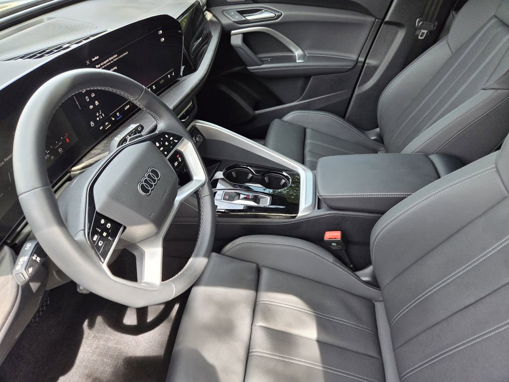 Certified 2025 Audi Q5 Premium Plus w/ Premium Plus AWD/4WD image 17
