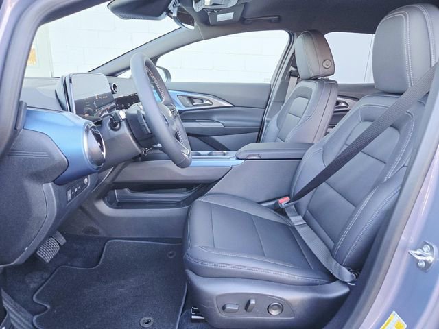 New 2026 Chevrolet Equinox EV LT image 8