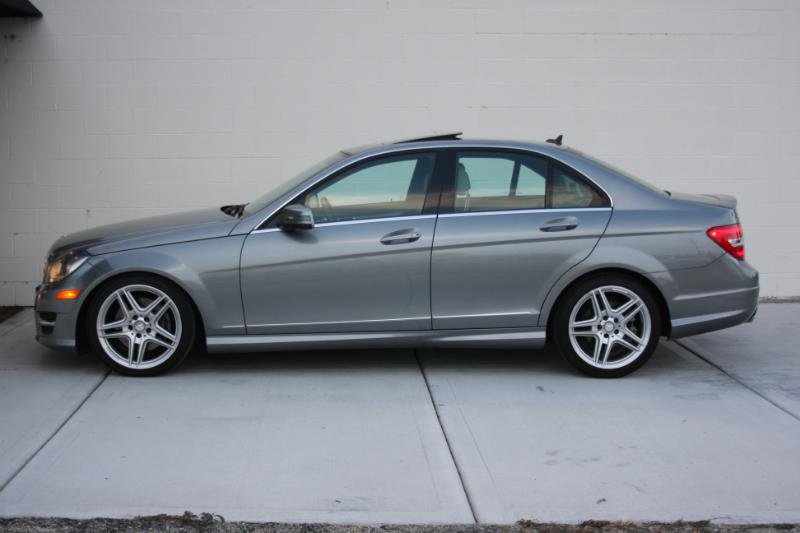 Used 2013 Mercedes-Benz C 300 Sport image 14