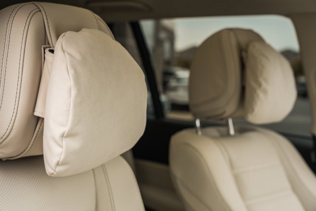 New 2026 Mercedes-Benz GLS 450 4MATIC image 38