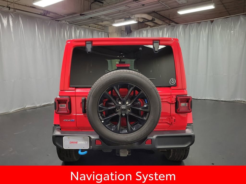 Used 2023 Jeep Wrangler Unlimited Sahara w/ Cold Weather Group AWD/4WD image 7