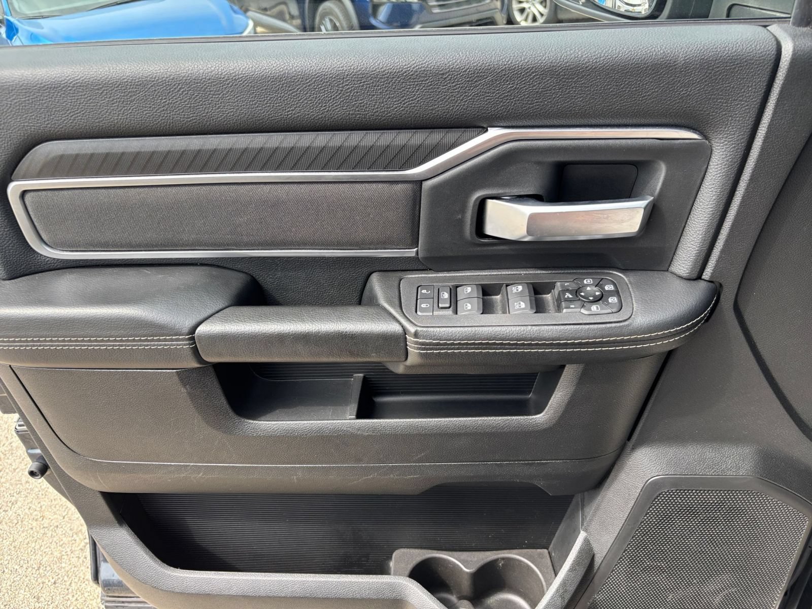 Used 2025 RAM 2500 Big Horn AWD/4WD image 18
