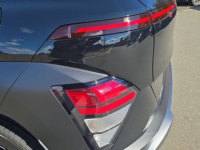 New 2026 Hyundai Kona Limited FWD image 48