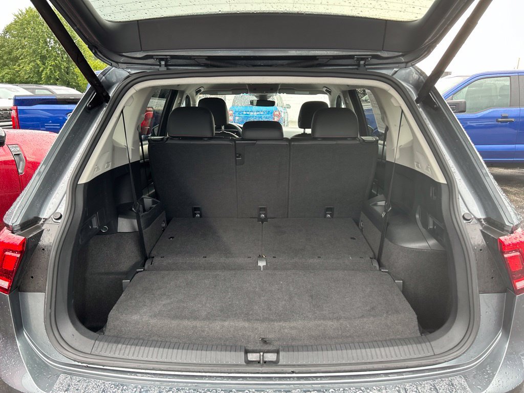 Used 2024 Volkswagen Tiguan Wolfsburg Edition FWD image 41