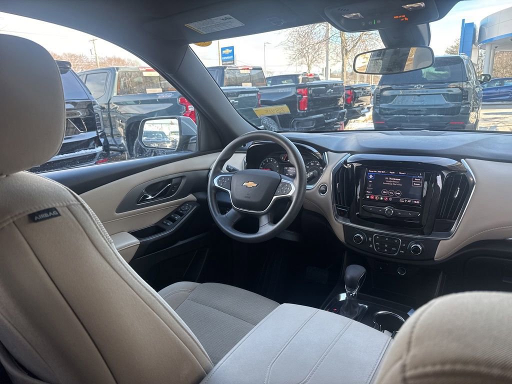 Used 2023 Chevrolet Traverse LS w/ Safety Package image 20