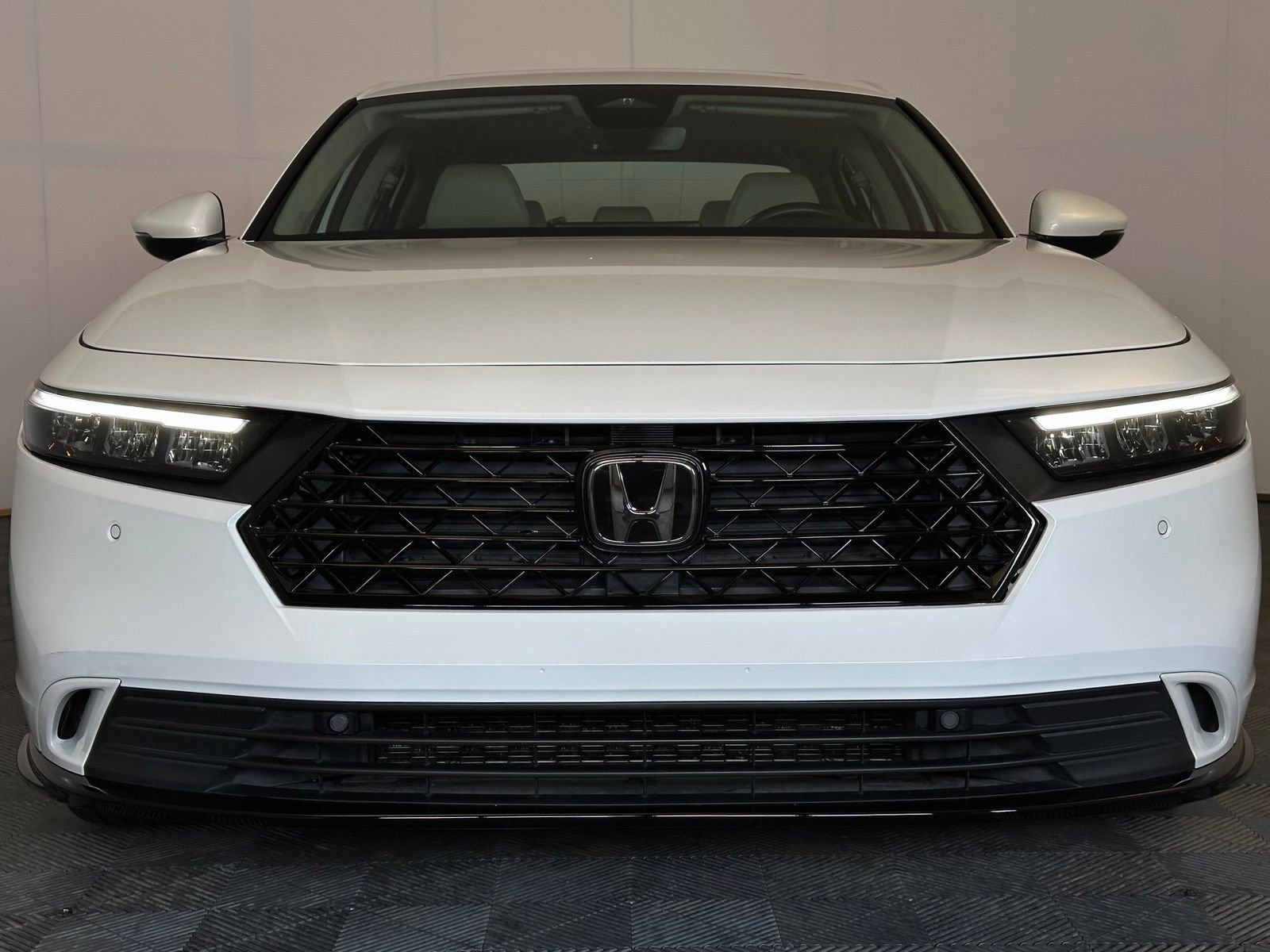 Used 2023 Honda Accord EX-L image 18
