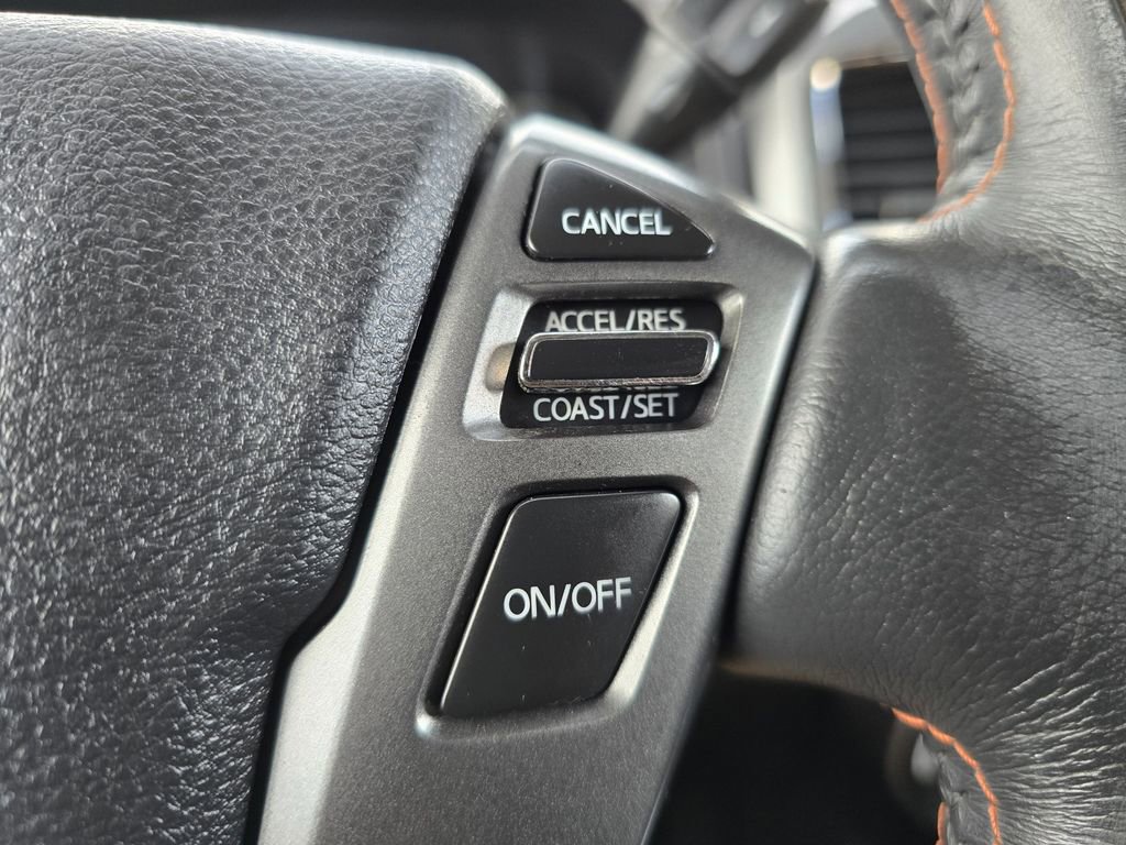 Used 2016 Nissan Titan Platinum Reserve image 32