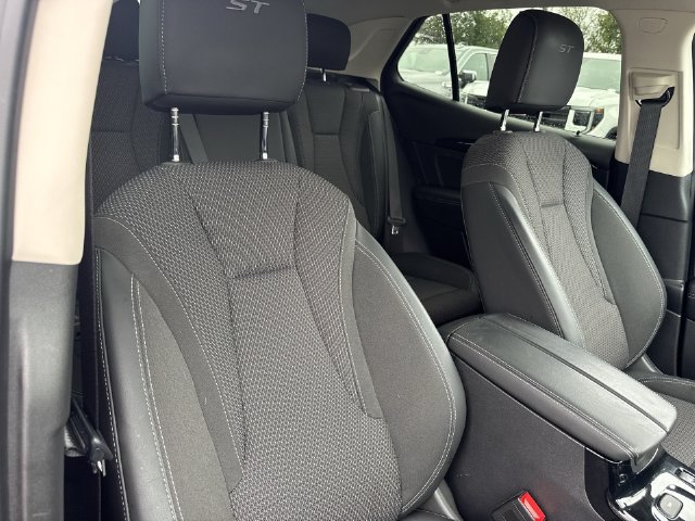 Used 2023 Buick Envision Preferred w/ Sport Touring Package AWD/4WD image 26