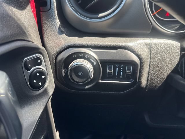 Certified 2022 Jeep Wrangler Unlimited Sport AWD/4WD image 12