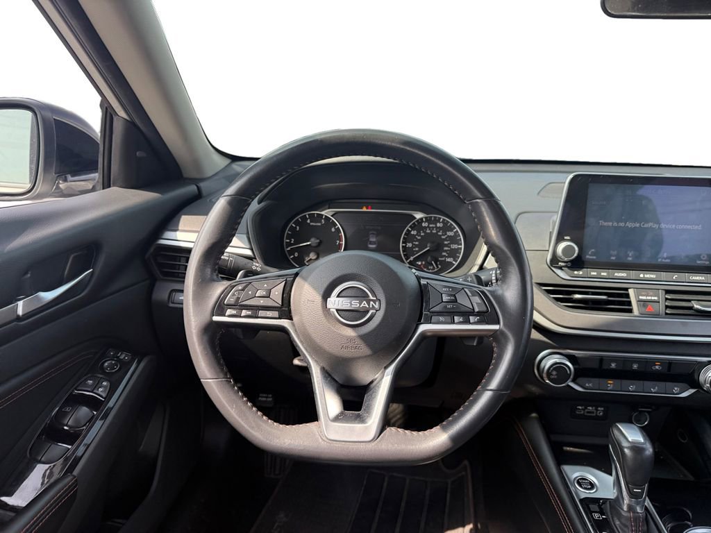 Used 2023 Nissan Altima 2.5 SR image 12