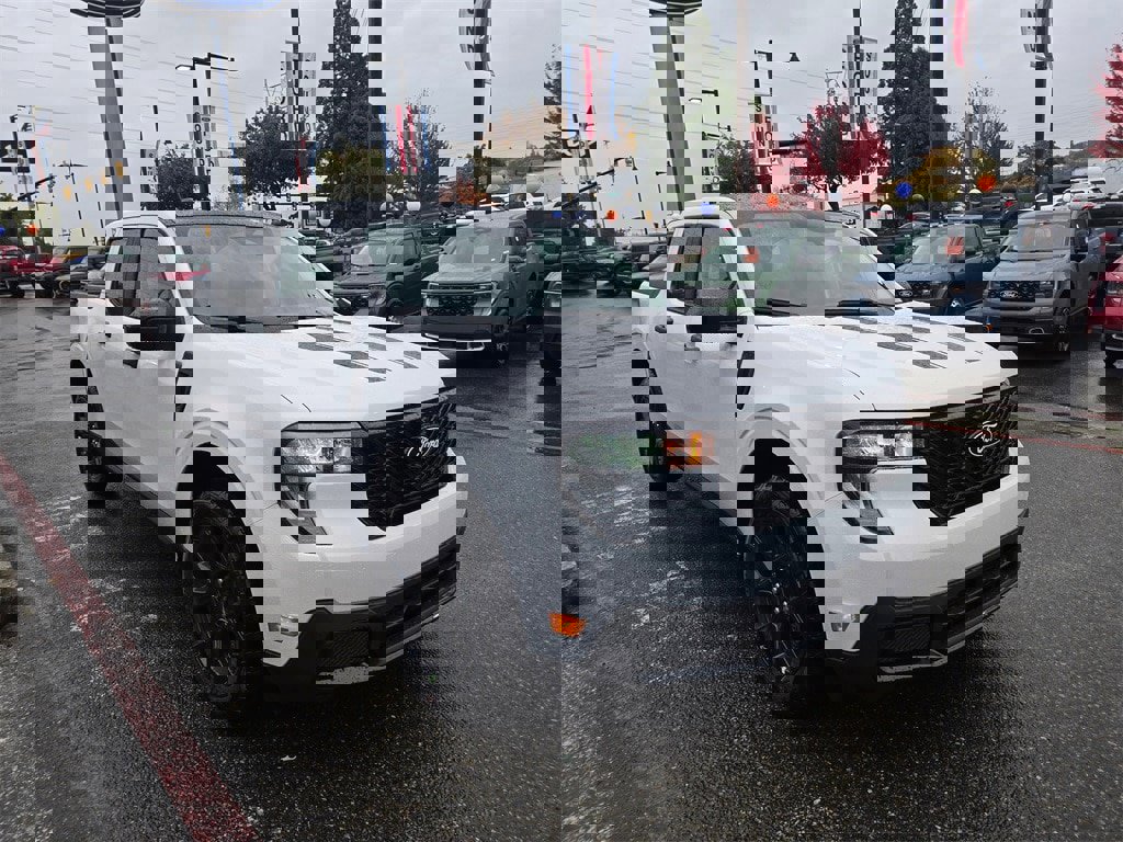 New 2025 Ford Maverick XLT w/ XLT Luxury Package image 3