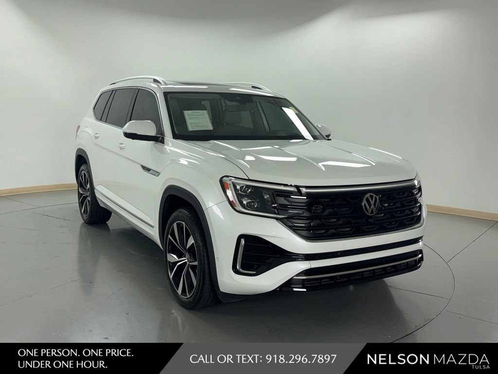 Used 2024 Volkswagen Atlas SEL Premium R-Line AWD/4WD image 4