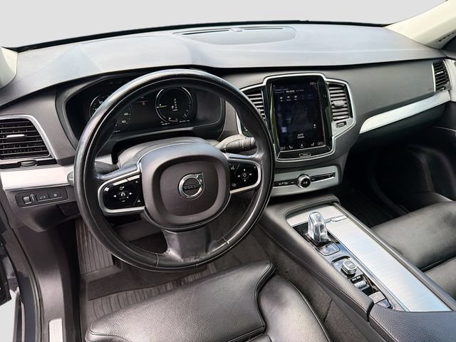 Used 2016 Volvo XC90 T8 Momentum w/ Vision Package AWD/4WD image 9