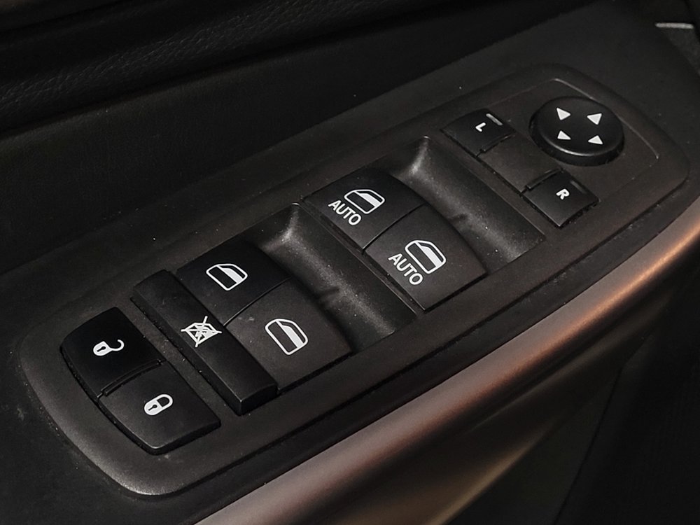 Used 2022 Jeep Cherokee Latitude Lux FWD image 27