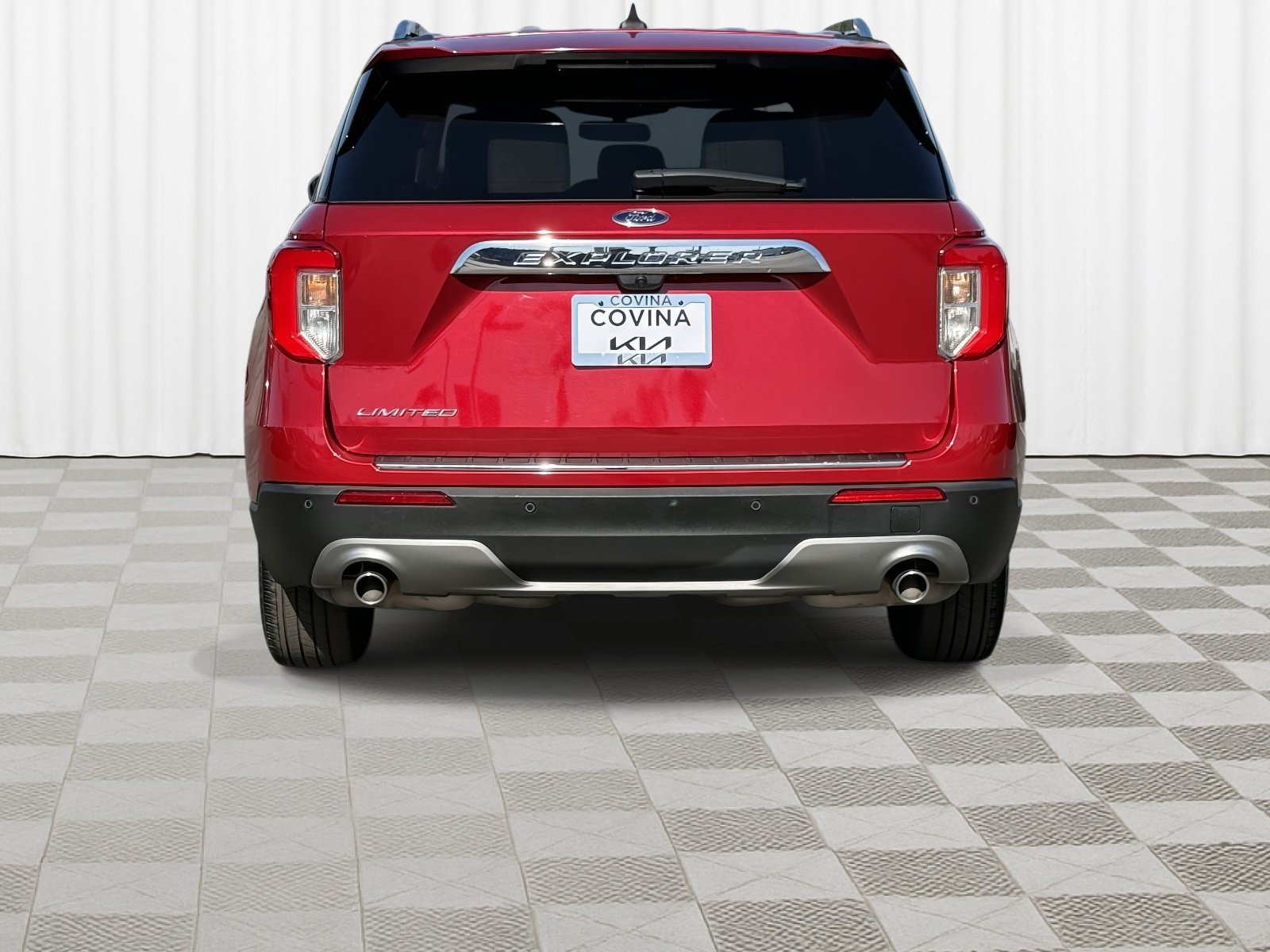 Used 2024 Ford Explorer Limited RWD image 7
