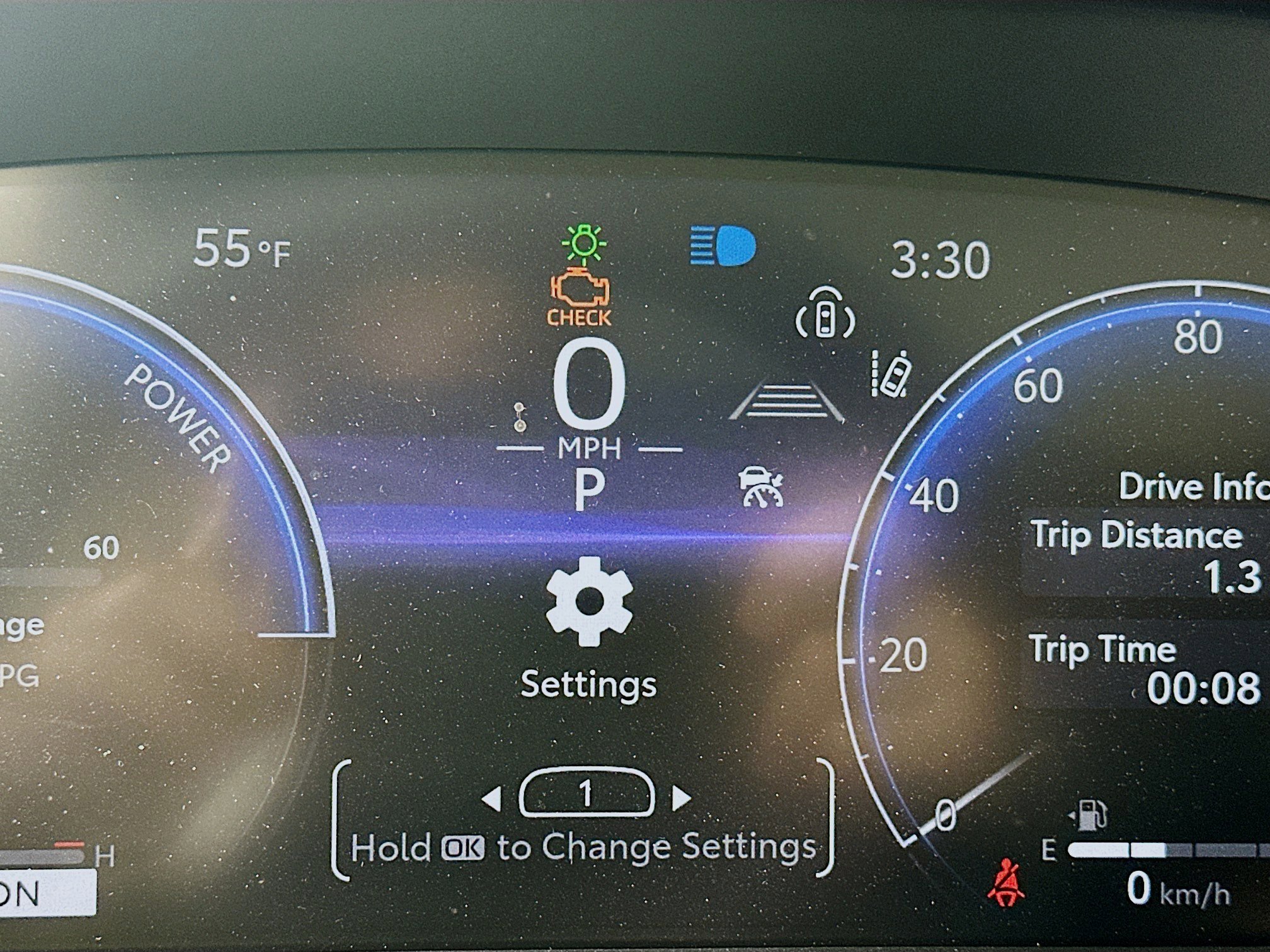 Used 2025 Toyota Crown Signia w/ Advanced Technology Package image 16