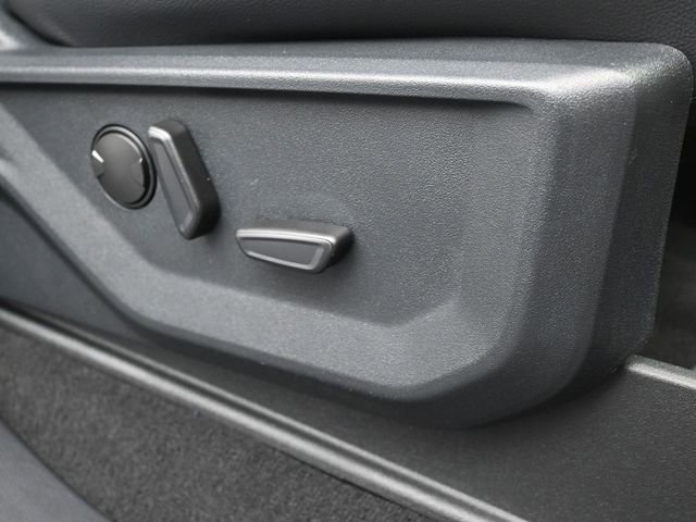 New 2026 Ford F350 Lariat image 16