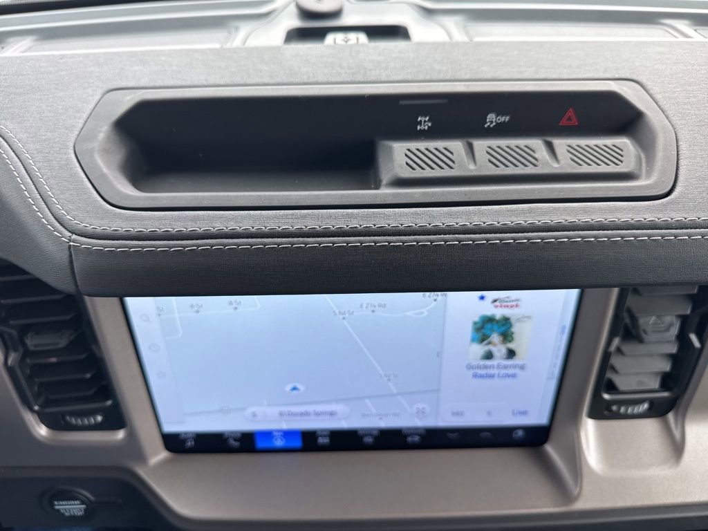 Used 2025 Ford Bronco Outer Banks image 28