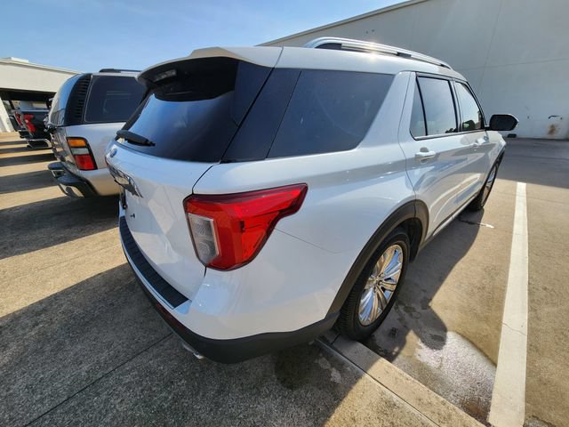 Used 2021 Ford Explorer Limited w/ Equipment Group 301A RWD image 4