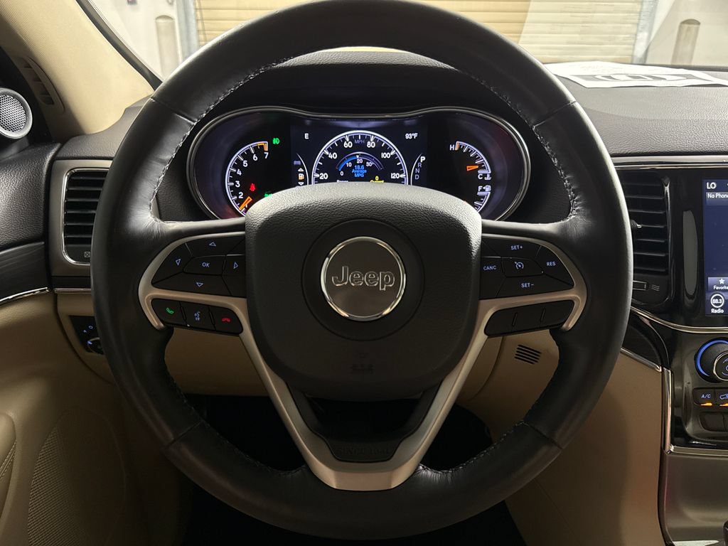 Used 2019 Jeep Grand Cherokee Limited w/ Luxury Group II RWD image 14