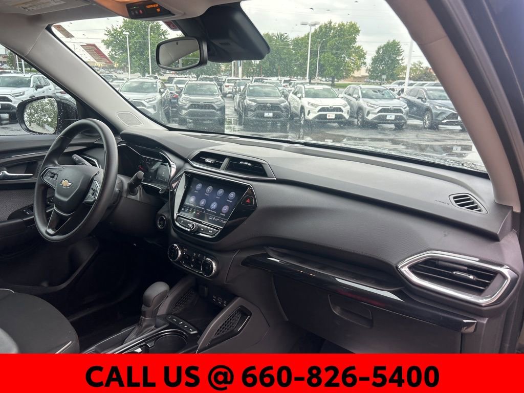 Used 2023 Chevrolet TrailBlazer LT w/ Convenience Package AWD/4WD image 6