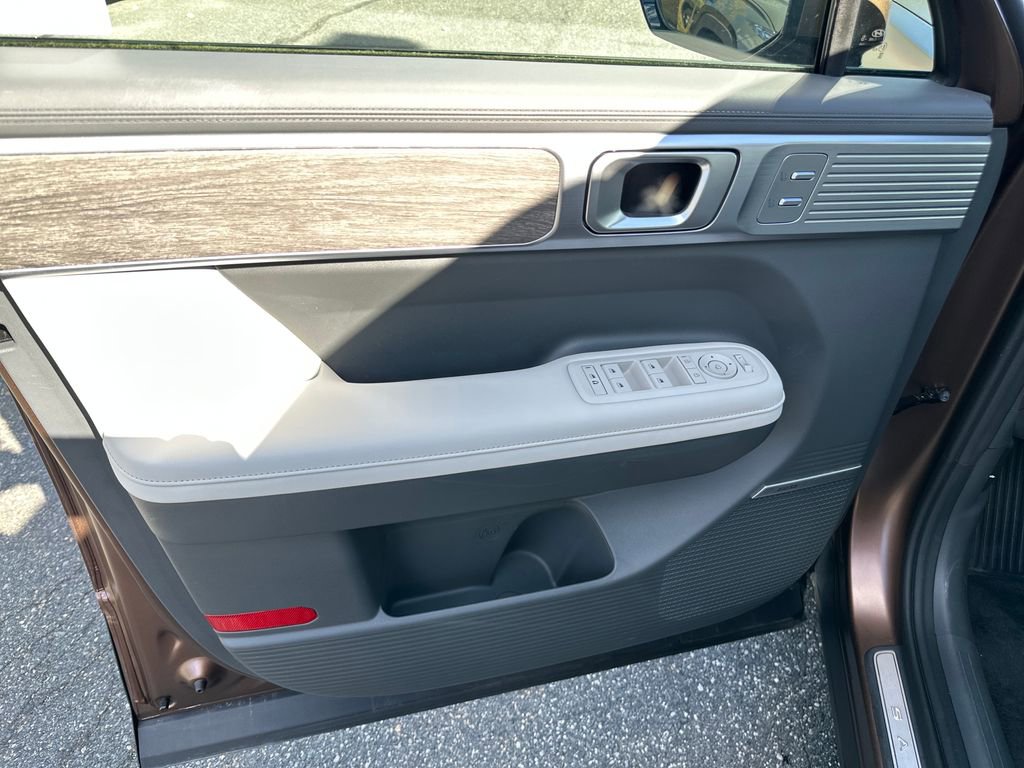 Used 2025 Hyundai Santa Fe Calligraphy image 38