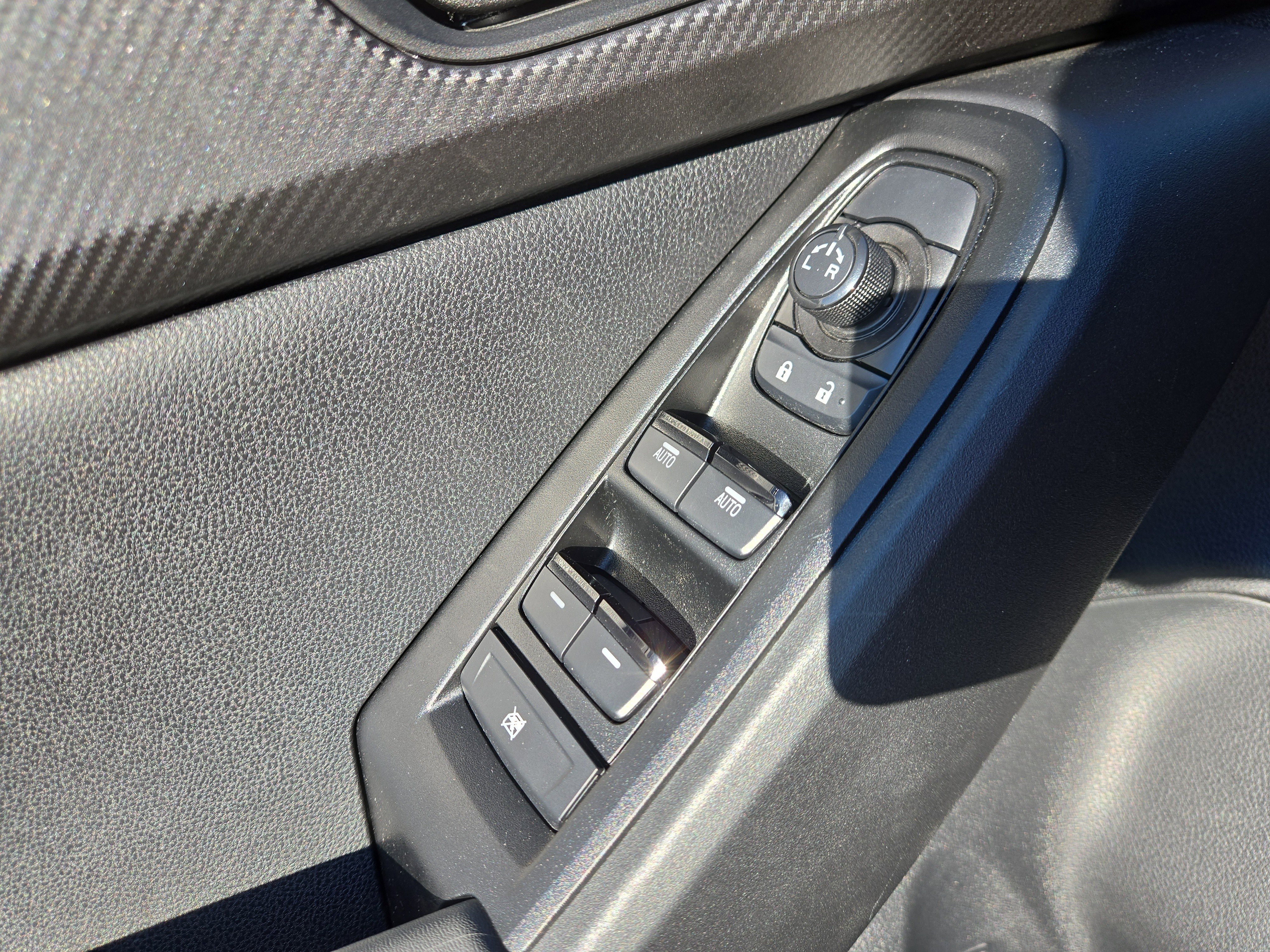 Used 2024 Subaru Crosstrek 2.5i Wilderness image 16