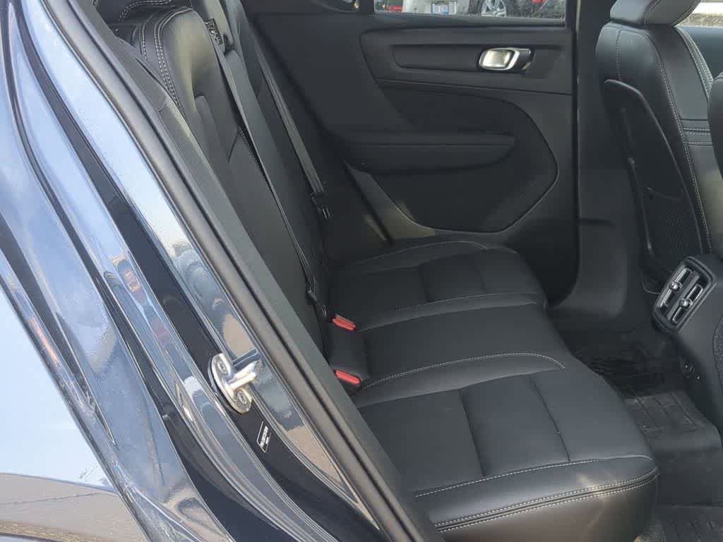 Certified 2026 Volvo XC40 B5 Core w/ Protection Package Premier AWD/4WD image 19