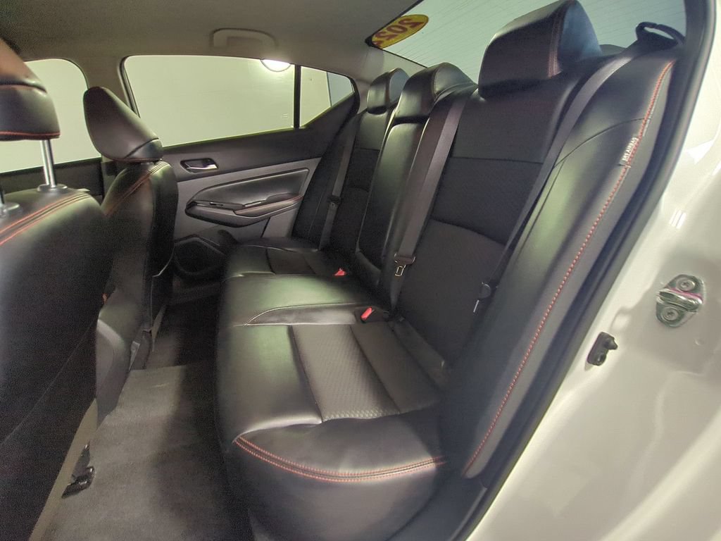 Used 2024 Nissan Altima 2.5 SR FWD image 14
