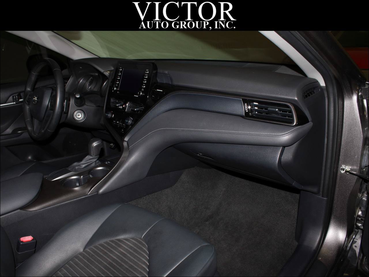 Used 2021 Toyota Camry SE FWD image 35