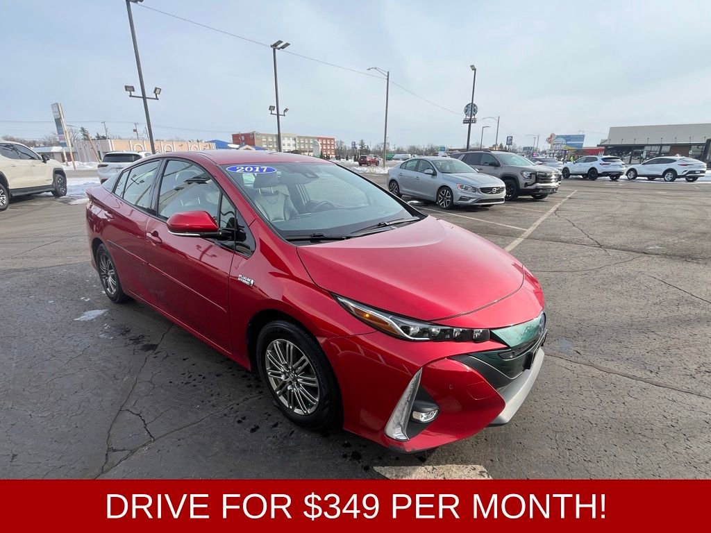 Used 2017 Toyota Prius Prime Advanced image 7
