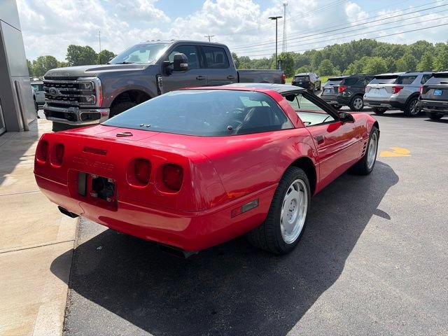 Used 1992 Chevrolet Corvette Coupe RWD image 3