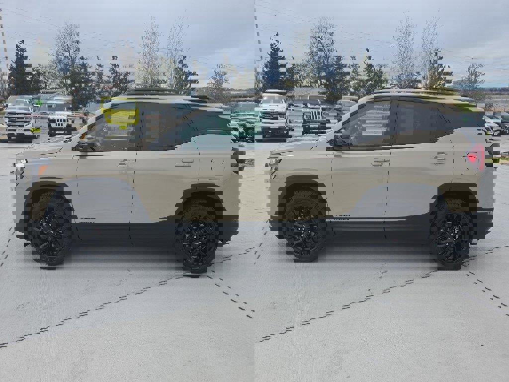 Used 2023 GMC Terrain SLE w/ Driver Convenience Package image 8