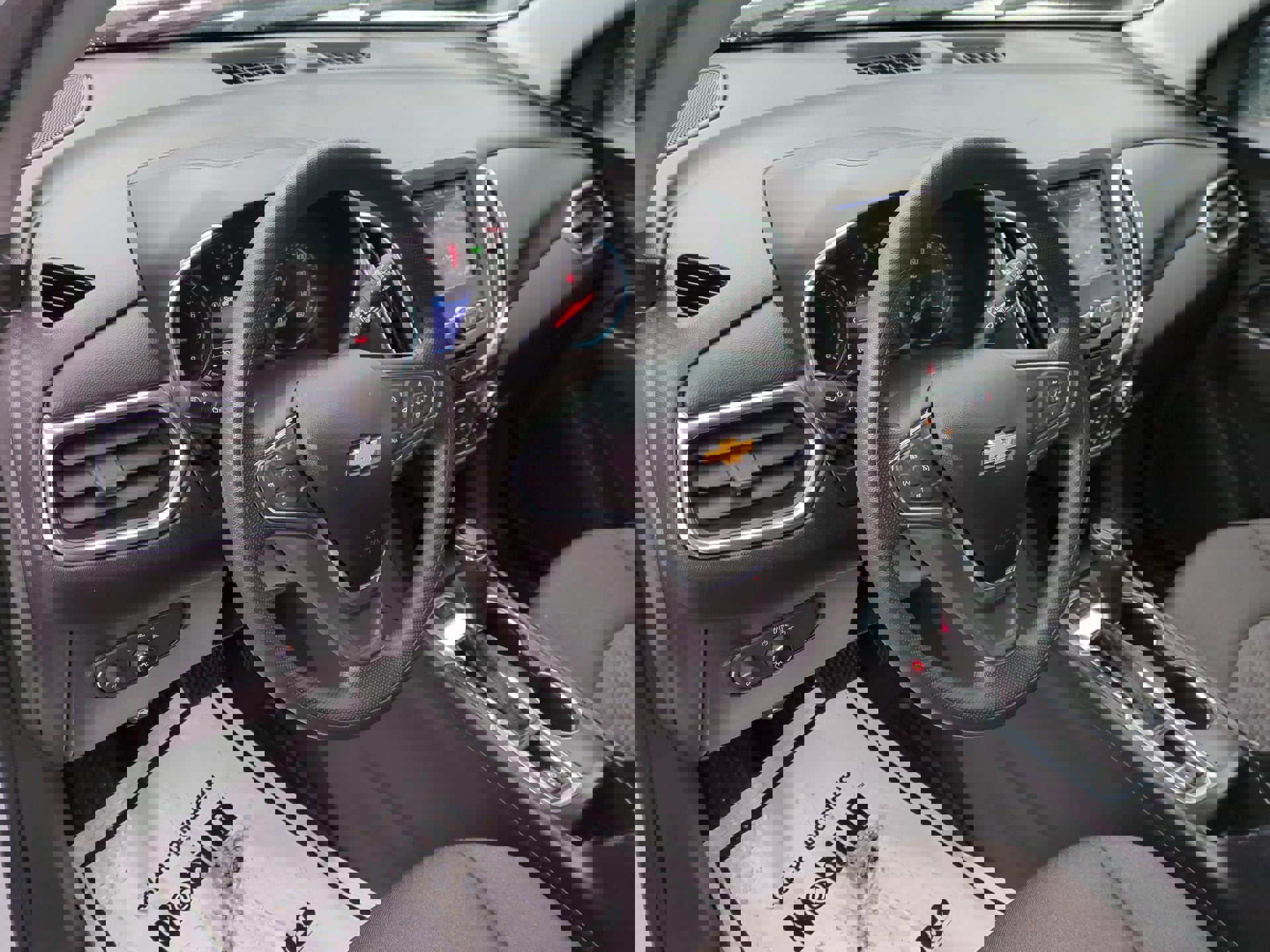 Certified 2019 Chevrolet Equinox LT w/ LPO, Blackout Package image 10