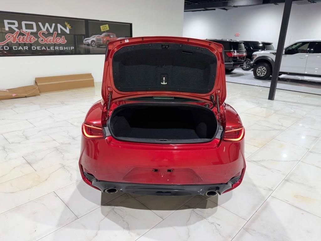 Used 2018 INFINITI Q60 Red Sport 400 w/ Pro Active Package AWD/4WD image 11