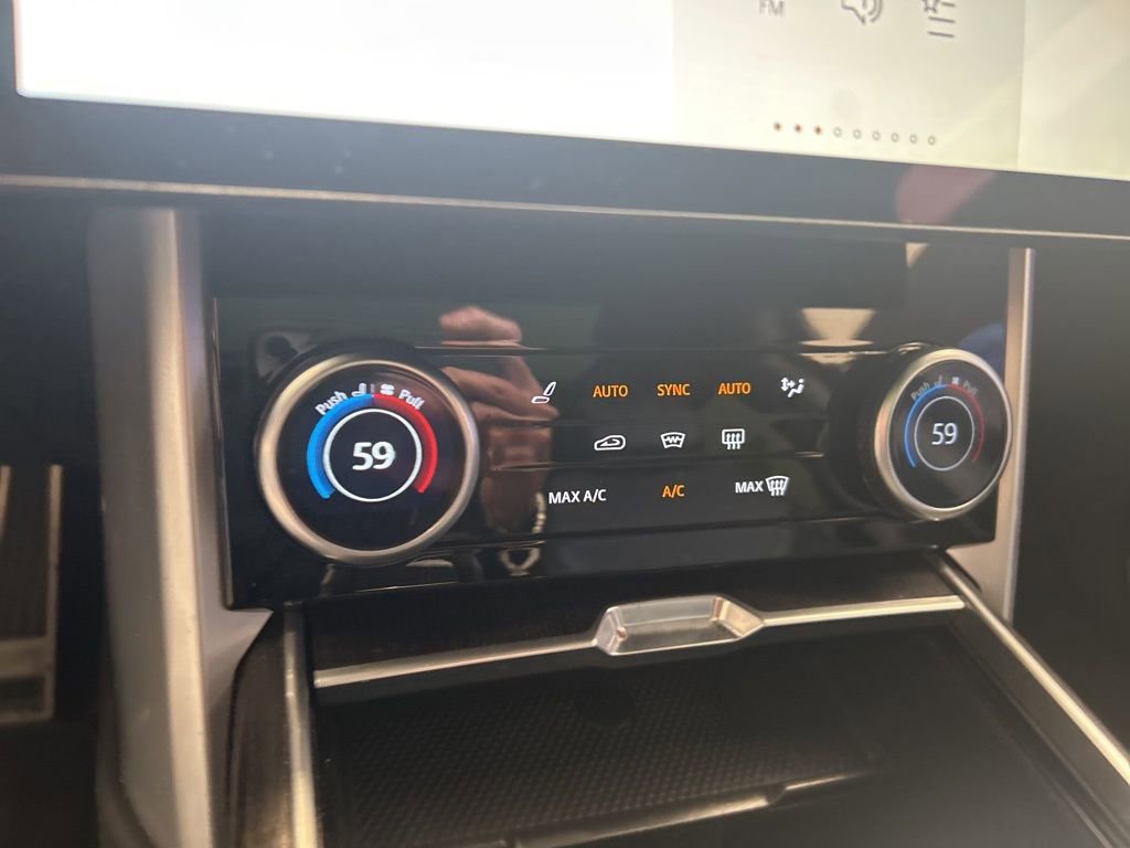 Used 2023 Land Rover Range Rover SE image 6