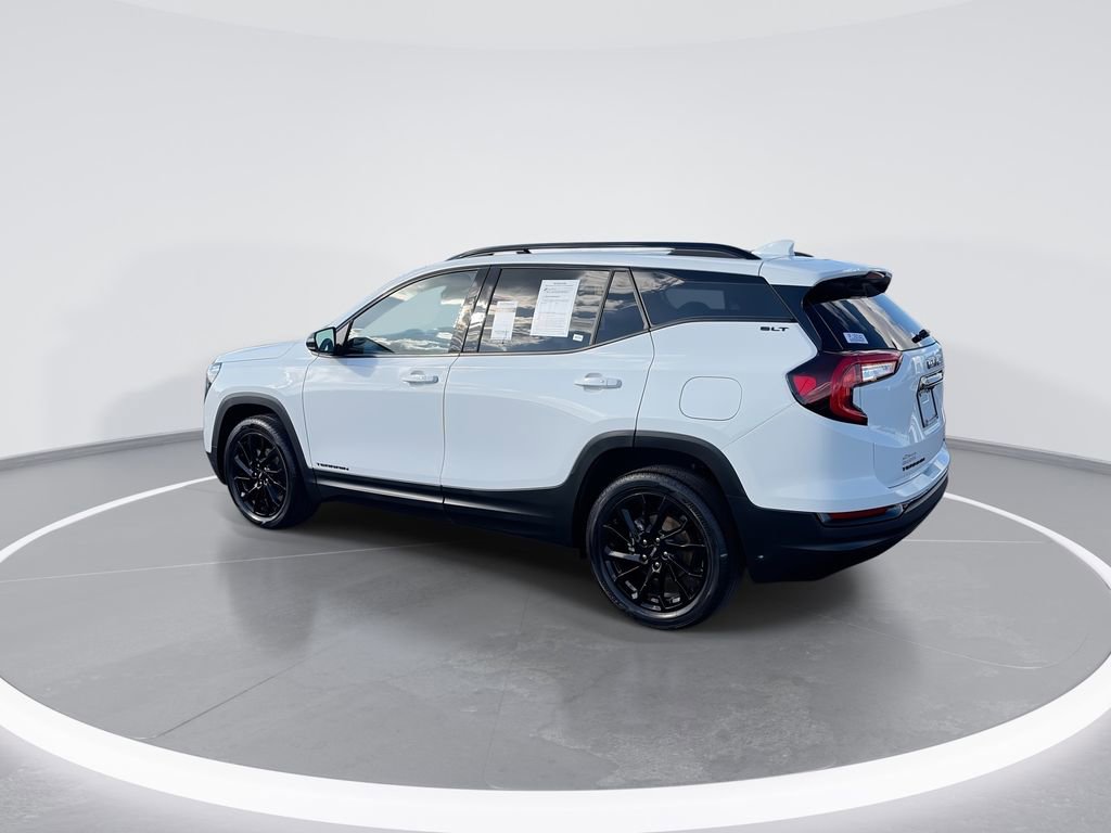 Used 2023 GMC Terrain SLT w/ Elevation Edition image 6