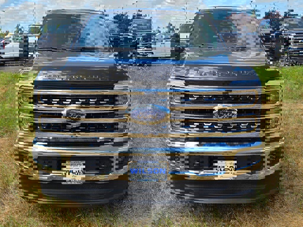 New 2025 Ford F350 Lariat w/ Lariat Ultimate Package image 3