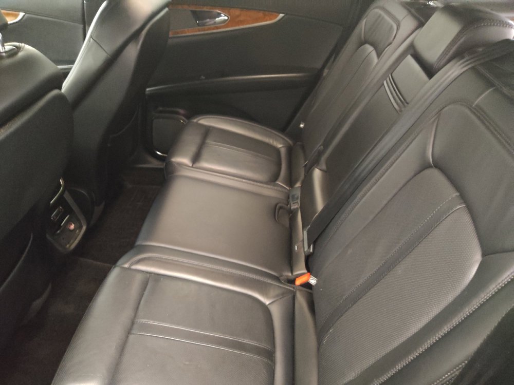 Used 2018 Lincoln MKX Reserve w/ Driver Assistance Package AWD/4WD image 18