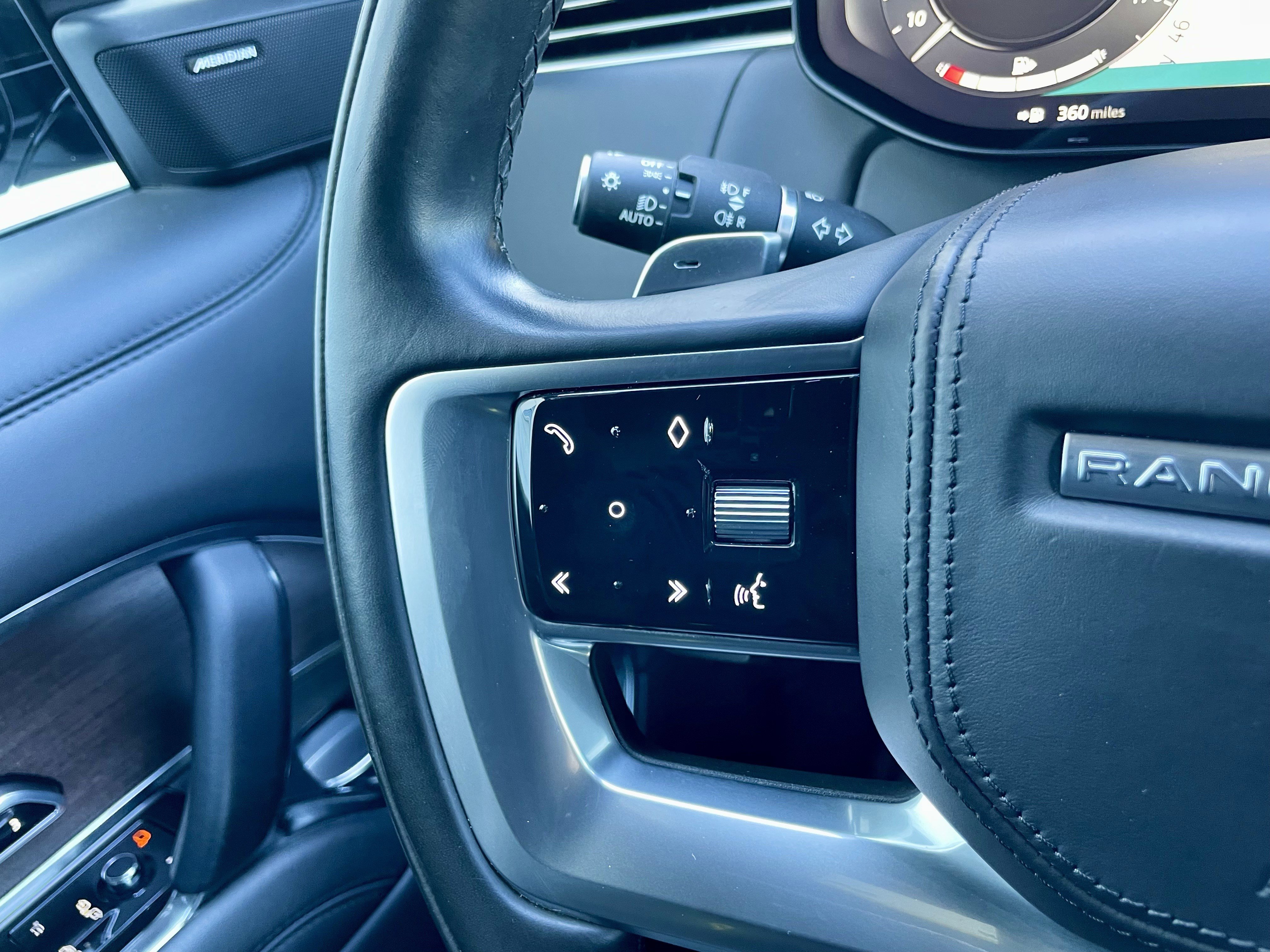 Certified 2023 Land Rover Range Rover SE image 23