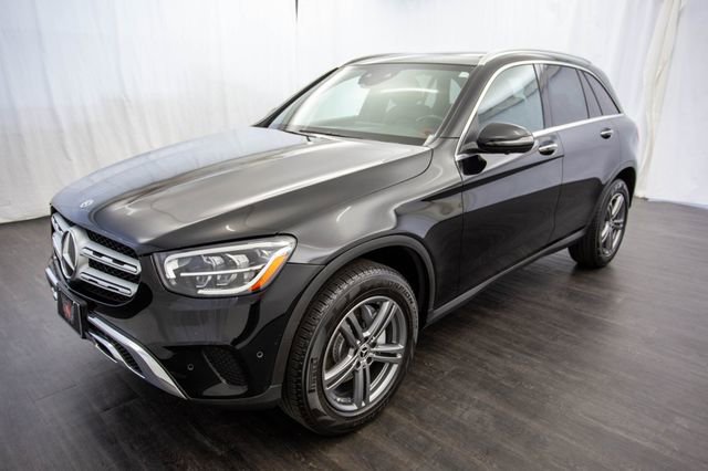 Used 2020 Mercedes-Benz GLC 300 4MATIC w/ Parking Assistance Package image 3