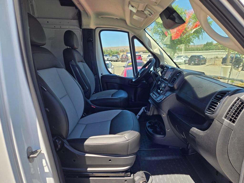 Used 2026 RAM ProMaster 2500 w/ Convenience Group FWD image 14