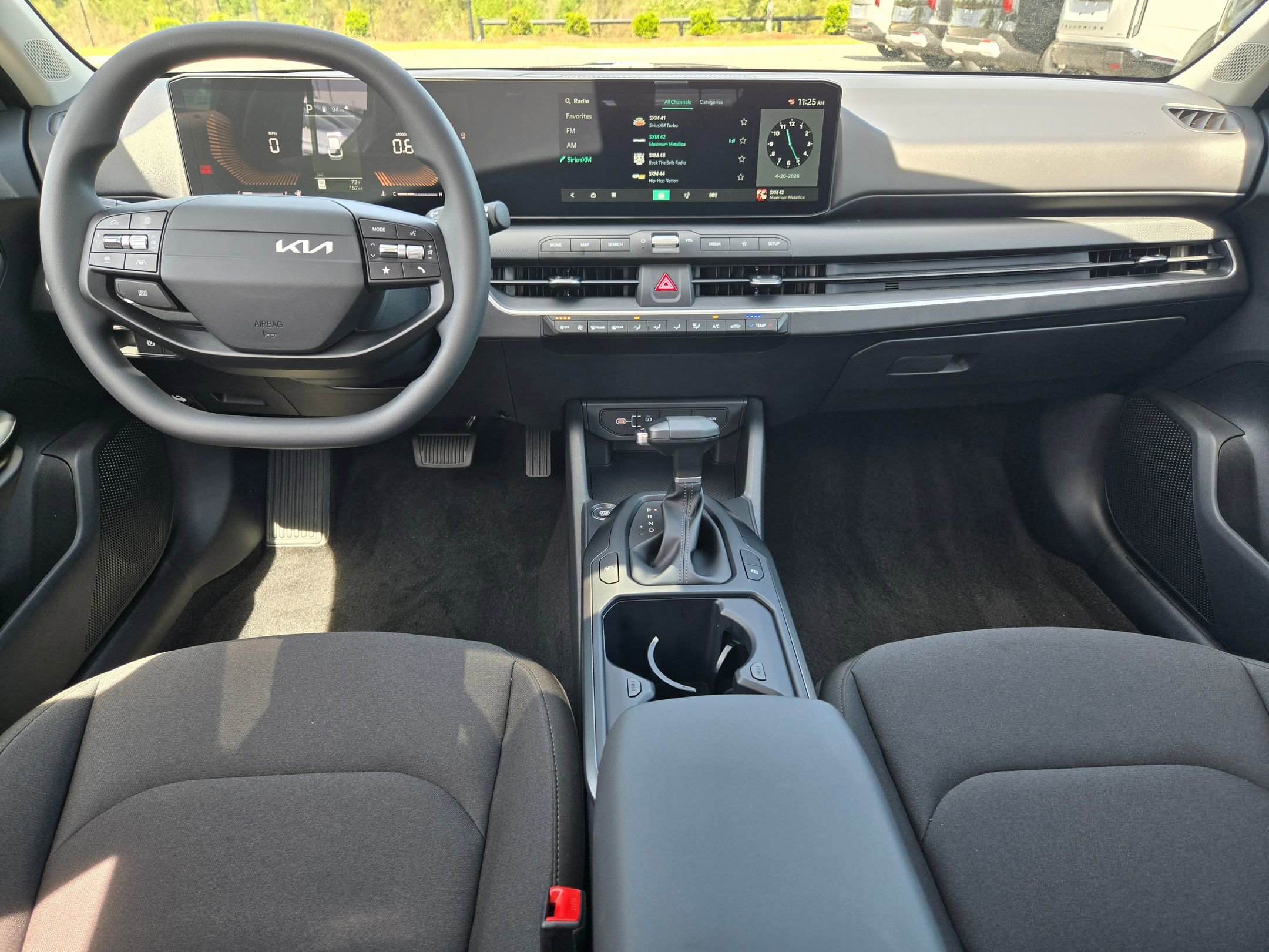 New 2026 Kia K4 LXS image 10