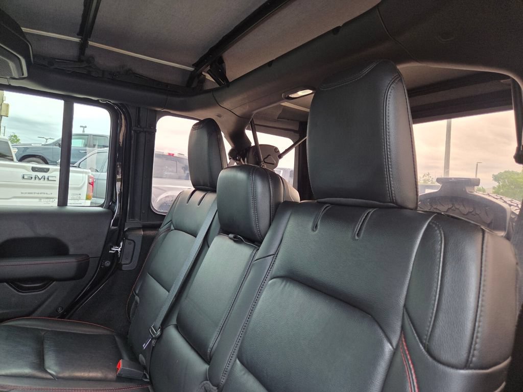 Used 2021 Jeep Wrangler Unlimited Rubicon AWD/4WD image 22