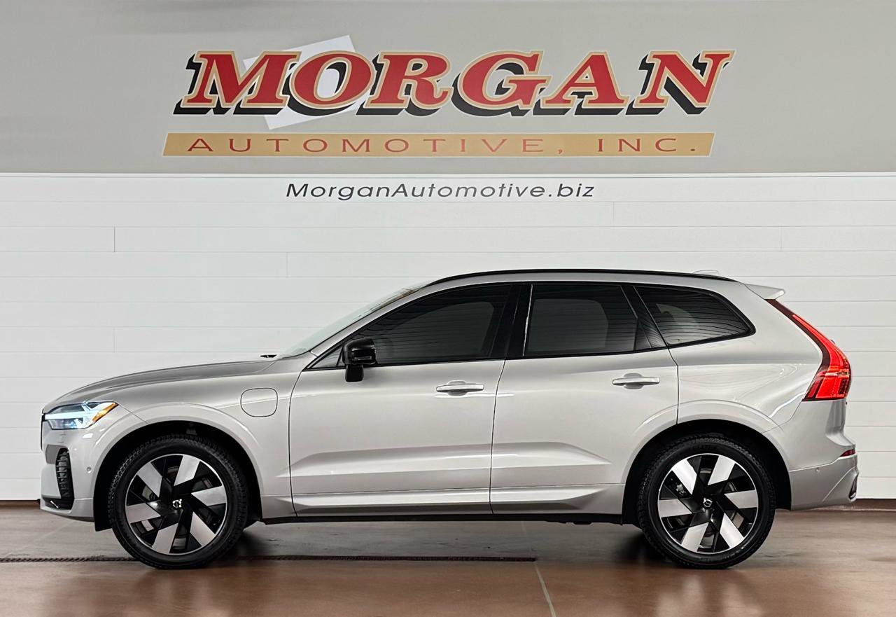 Used 2023 Volvo XC60 T8 Plus w/ Climate Package image 6