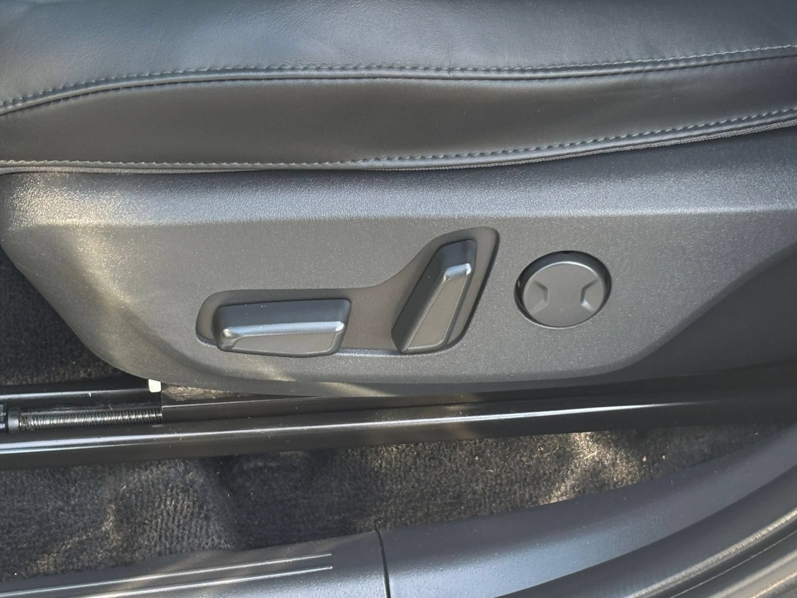Used 2023 Kia Niro Wind FWD image 28