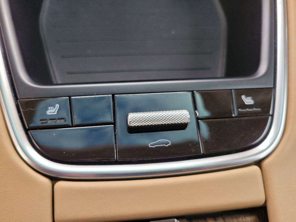 Used 2017 Porsche Panamera Turbo image 55